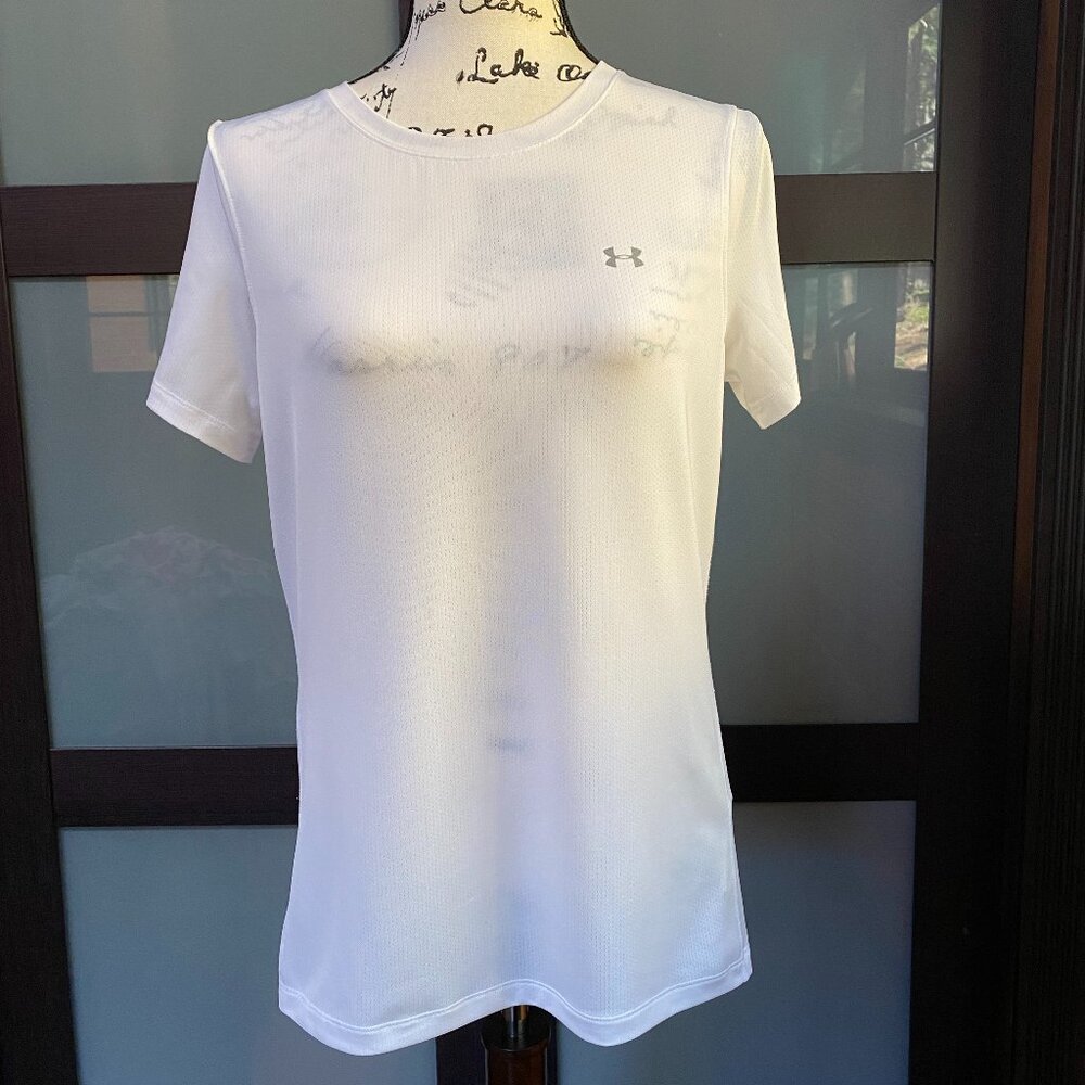 Under Armour® Women's Sports T-Shirt - Size M